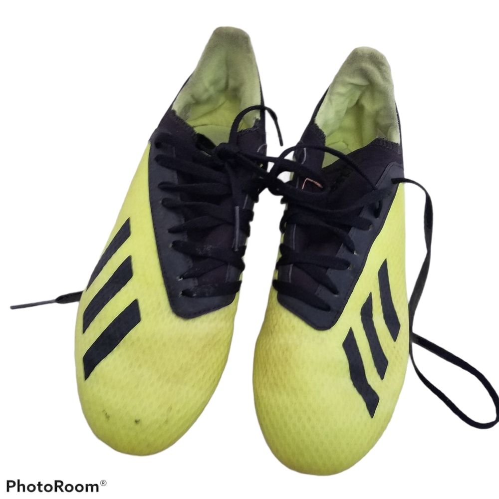 Kid's  Adidas Cleats (Outdoor Soccer Shoes) Size 5